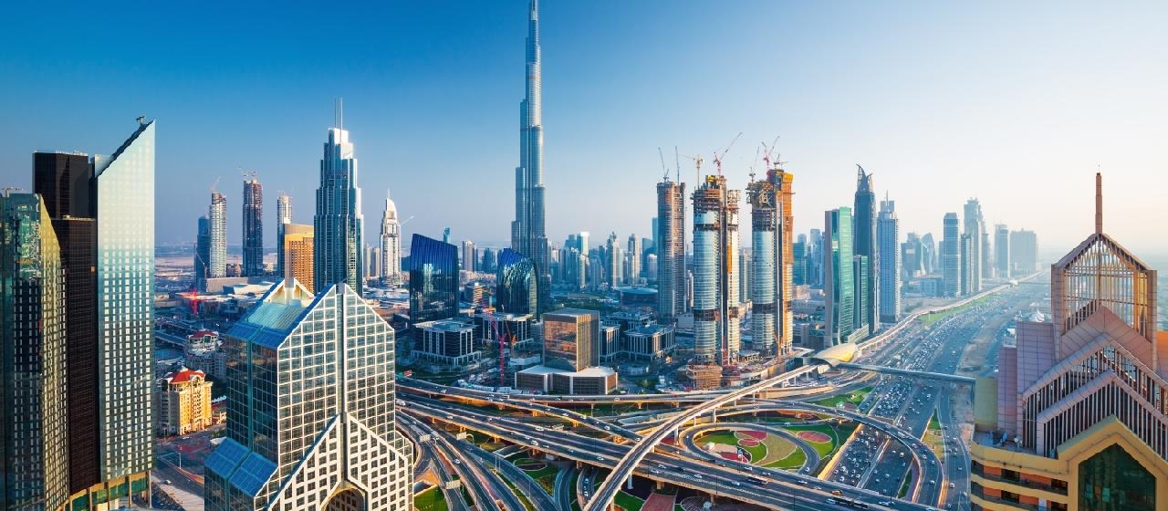 Haris Travel DUBAJ ÉS AZ EMÍRSÉGEK